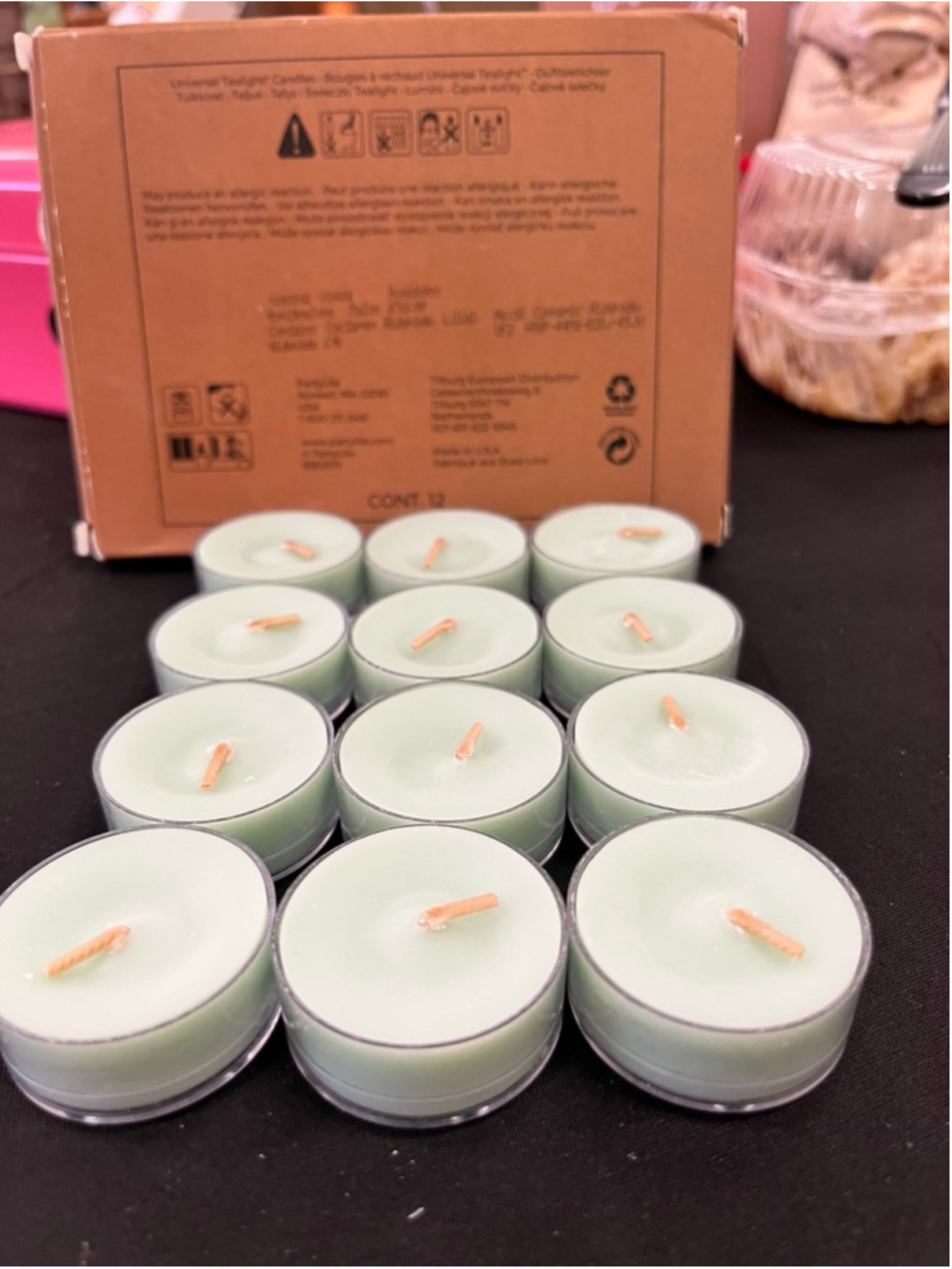 Partylite Round Dozen Green Fruity Honeydew Tealight candles -- NIB